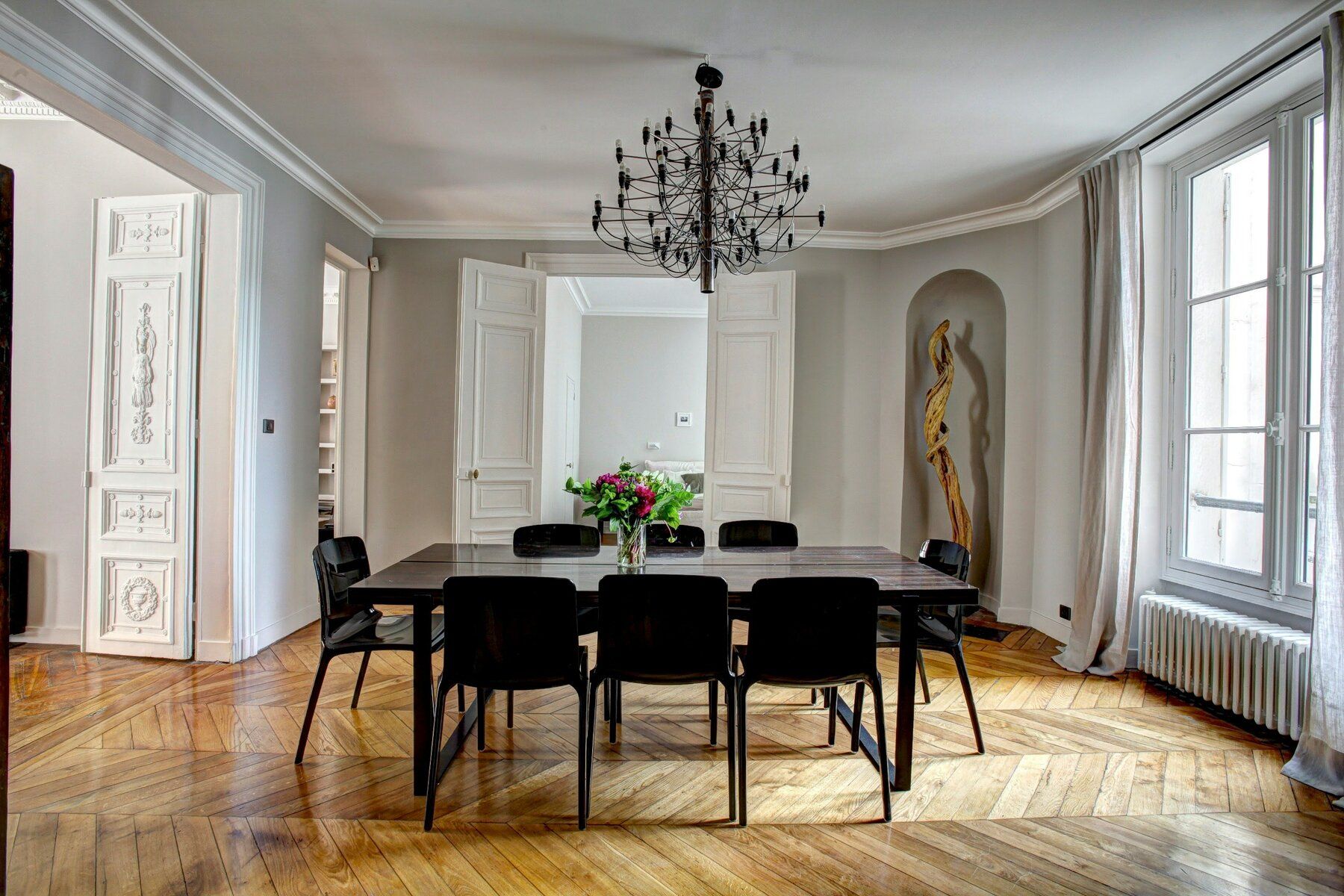 Modern dining room in serviced apartment